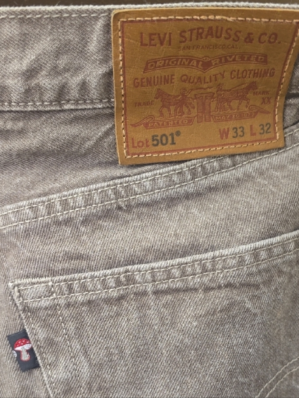 Levi's 501 Premium Fresh Line Men's Jeans - 33x32 - Beige - Mushroom Tab - NWOT